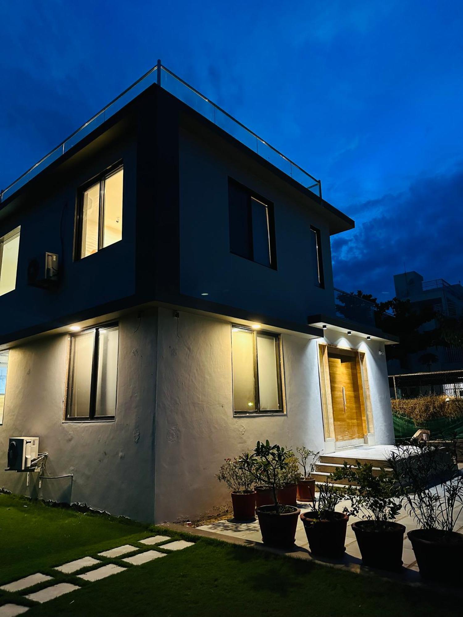 Karmabhumi 1 Villa Sātej Esterno foto